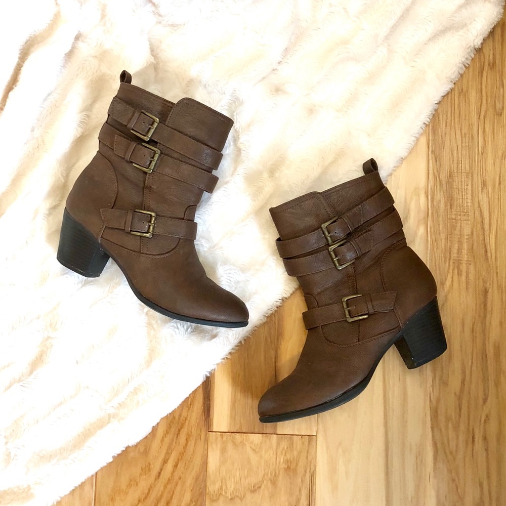 Rue21-Etc! Brown booties